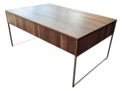 Couchtisch Filigno Step Nussbaum Naturöl Gestell schwarz