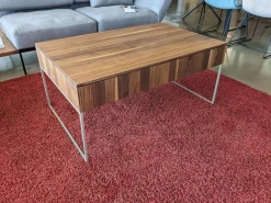 Couchtisch Filigno Step Nussbaum Naturöl Gestell schwarz