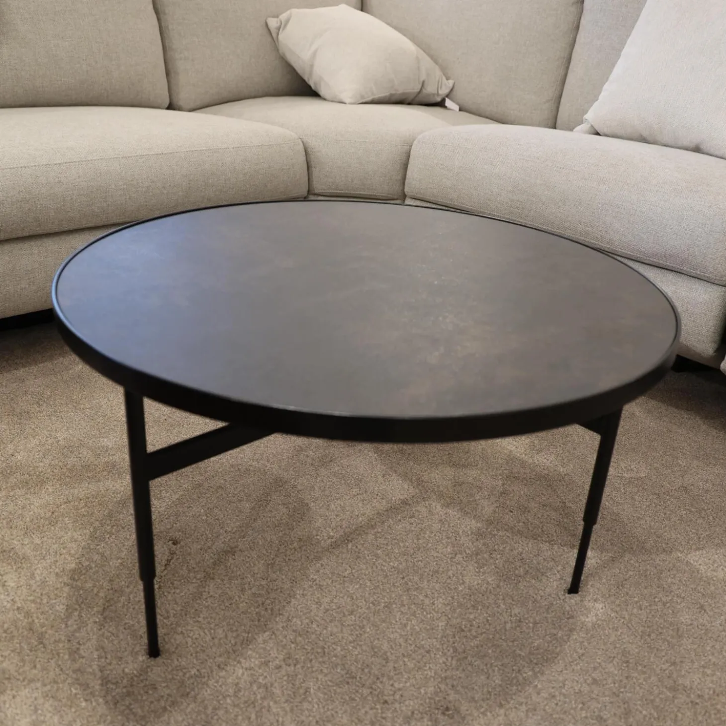 Couchtisch Gio Tischplatte Black Schwarz Gestell Metall Pulverbeschichtet Schwarz