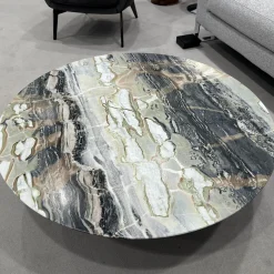 Couchtisch Jigger Platte Dedalus Marmor Beige Grau Gestell Aluminium Glänzend Lackiert Bronze Schwarz