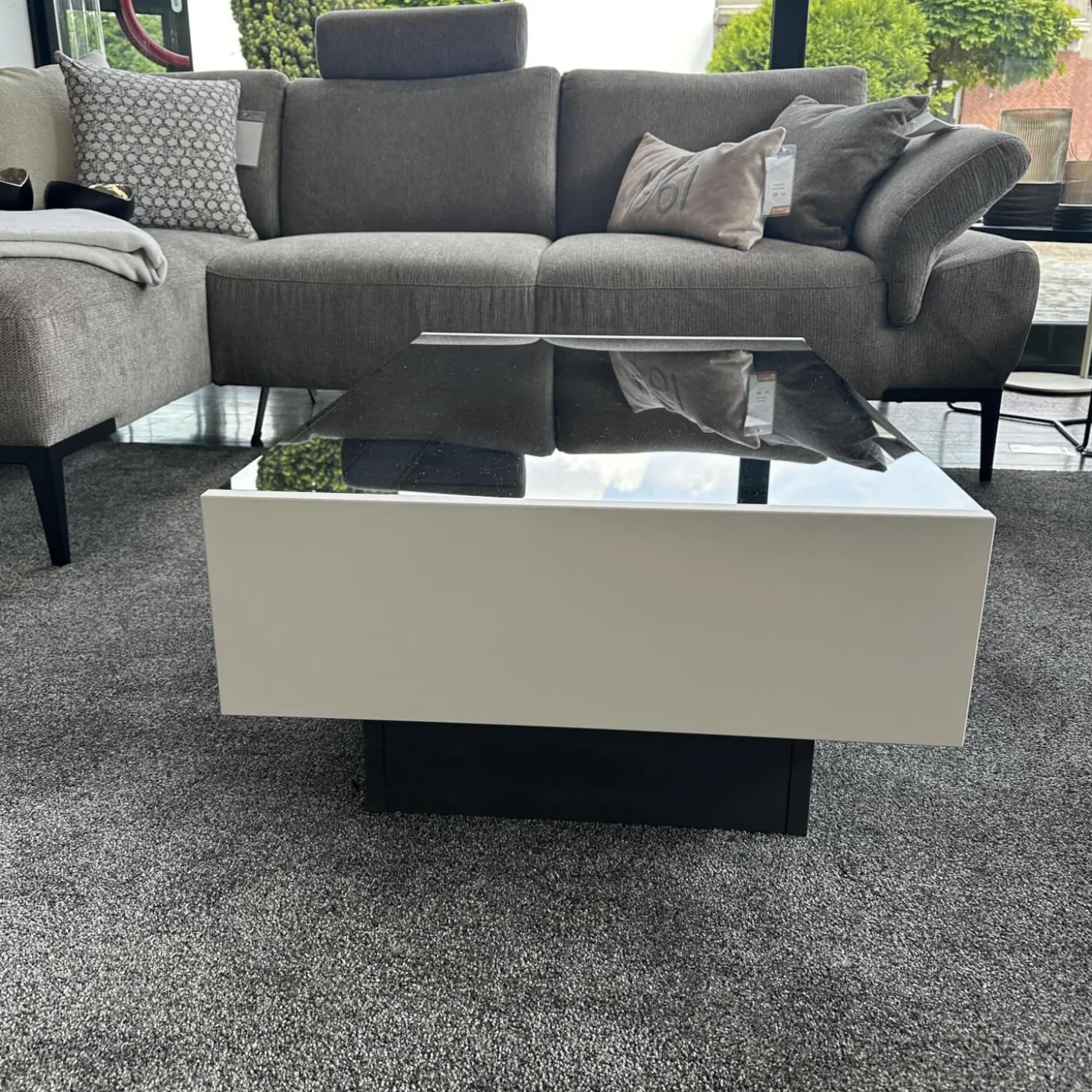 Couchtisch Minos Parsolplatte Kristallgrau Auszüge Links Und Rechts Weiß