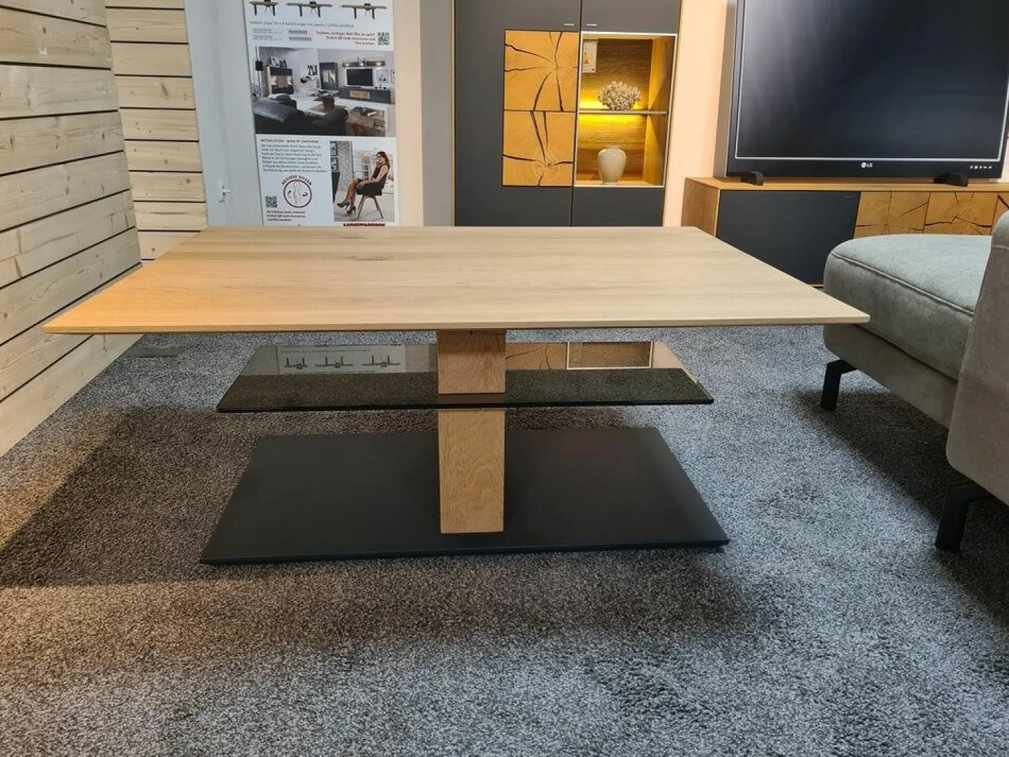 Couchtisch Naturwerke Platte Kerneiche Natur Massiv Bodenplatte Anthrazit Lackiert Höhenverstellbar