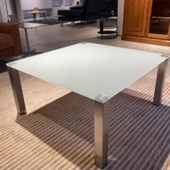 Couchtisch Platte Optiwhite Samtcolor Weiß Gestell Edelstahl RAL 1013 Lackiert