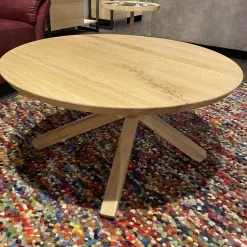 Couchtisch Signatura Rustikaler Asteiche Bianco Geölt Mit Kreuzgestell Ohne Deko