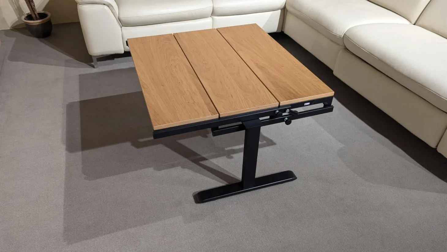 Couchtisch SW0900WESW Tischplatte Wildeiche Furniert Gestell Schwarz Lackiert Position Arretierbar