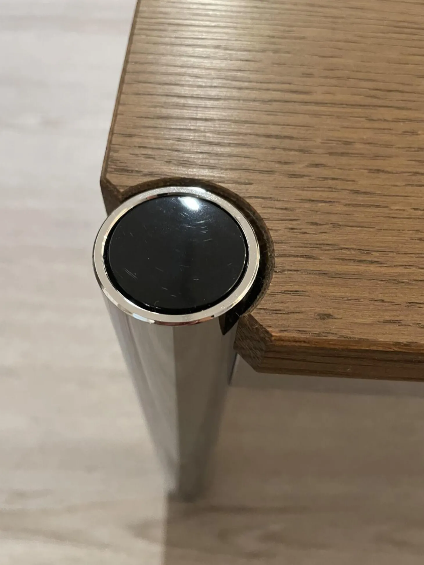 Couchtisch USM-Haller Eiche Braun Geölt 75x75