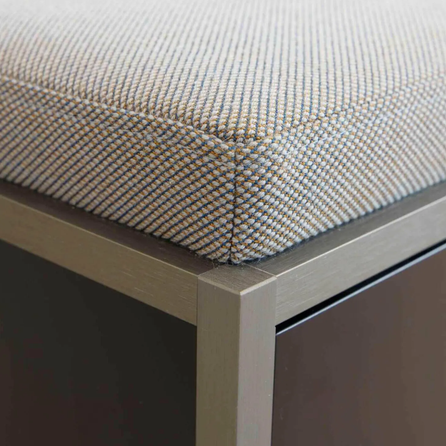 Dielenmöbel Dita Schwarz Stoff Steelcut Trio 3 176