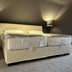 Doppelbett Basis Stoff 11-10318 Gr. 1 Füße QF10 71L Eiche Wenge Lackiert Mit Integrierter Unterfederung