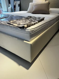 Doppelbett Someo Gestell Stoff Soft Basic RM766 Beige Kopfteil Stoff Pure Origami RM779 Grau