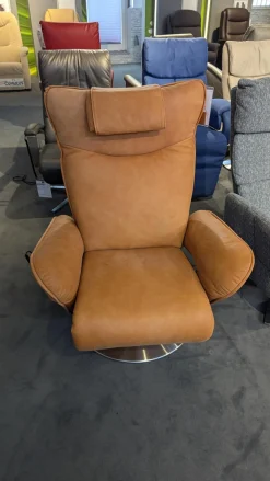 Drehsessel 7722 Leder Buffalo 33 Ocker Braun Teller Edelstahloptik Mit Nackenkissen