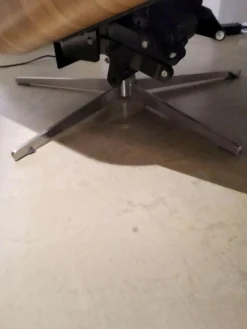 Drehsessel Aberdeen Leder 30 Nero Schwarz Holzblende Eiche Natur Sternfuß Edelstahl Mit 3 Motorischer Verstellung