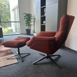 Drehsessel Cordia Lounge Stoff 80 8189 Rostrot Rot Fußkreuzgestell Lack F05 Schwarz Inklusive Hocker