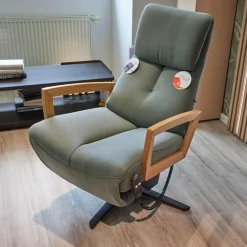 Drehsessel WK 616 Carlos S Leder G Davinci Jungle Grün Armteile Holz Eiche Geölt 4 Sternfuß Metall Schwarz