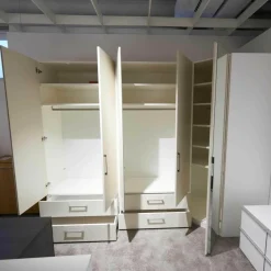 Drehtüreneckkombination Mondo Amado Lack Weiß Lack Sand mit Spiegel