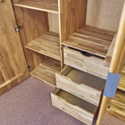 Drehtürenschrank Endlosschrank Wildeiche Massiv Parkettverleimt mit Beleuchtung