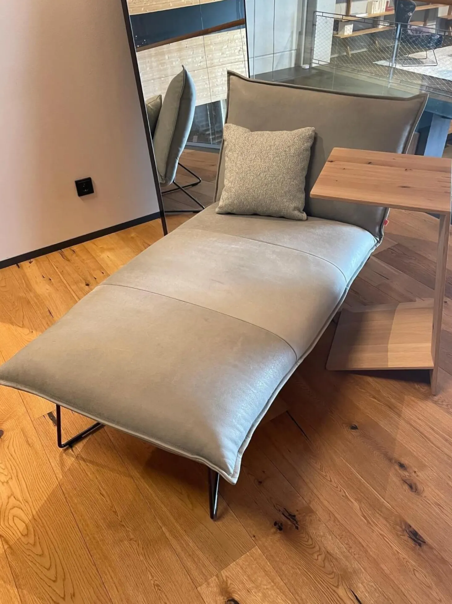 Earl Lounge Liege Leder Aurula Nordic Blue Blau