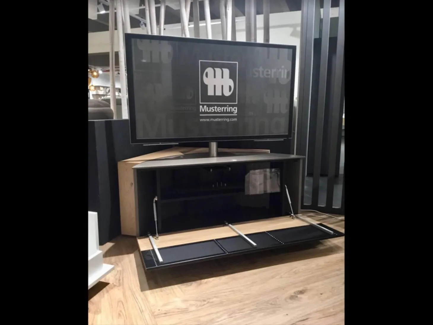 Eck Lowboard Media Corner 709 BB CCC 000 Balkeneiche Furniert Bianco Lack Cubanit Grau