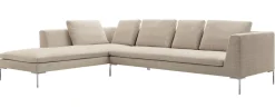 Eckiges Sofa Charles Stoff Chenille Elettra Bastfarben Beige Innenrahmen Stahlrohre Füße Aluminiumguss Mit Kissen