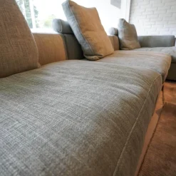 Ecksofa Bas Stoff Hellgrau Beine Kiefer Schwarz Gebeizt