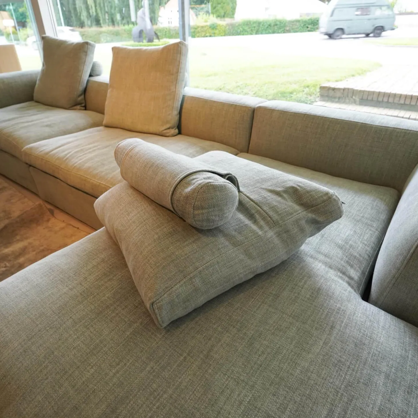 Ecksofa Bas Stoff Hellgrau Beine Kiefer Schwarz Gebeizt