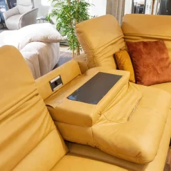 Ecksofa 1380 Leder Vivre Honey Gelb Füße Aluminium Mit Herz Waage Funktion Und Aufklappbarem Anstellhocker
