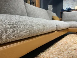 Ecksofa 60 Sina Korpus Leder 38 111 Ockerbraun Braun Sitz Stoff 26 383 Sandgelb Grau Gestell Schwarz