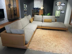 Ecksofa 60 Sina Korpus Leder 38 111 Ockerbraun Braun Sitz Stoff 26 383 Sandgelb Grau Gestell Schwarz