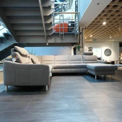 Ecksofa 4305 Stoff Miro Silver Grau Füße Metall Inklusive Kopfstütze