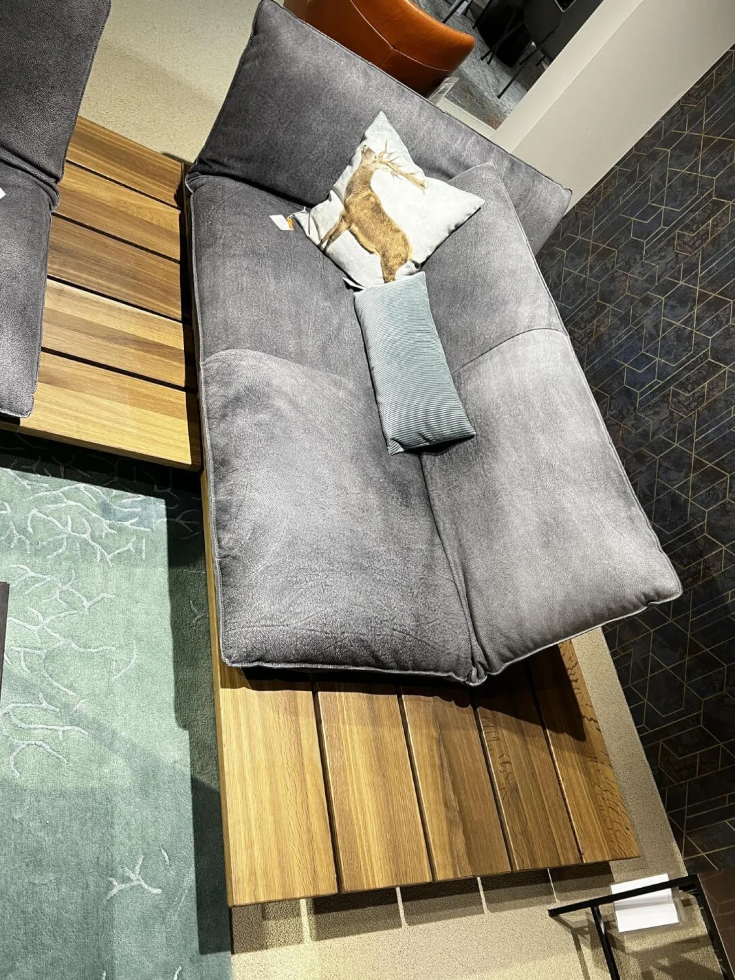 Ecksofa Akito Leder Crazy Nubuk 2510 73 Graphit Grau Plateau Räuchereiche Winkelfuß Stahl Schwarz Matt