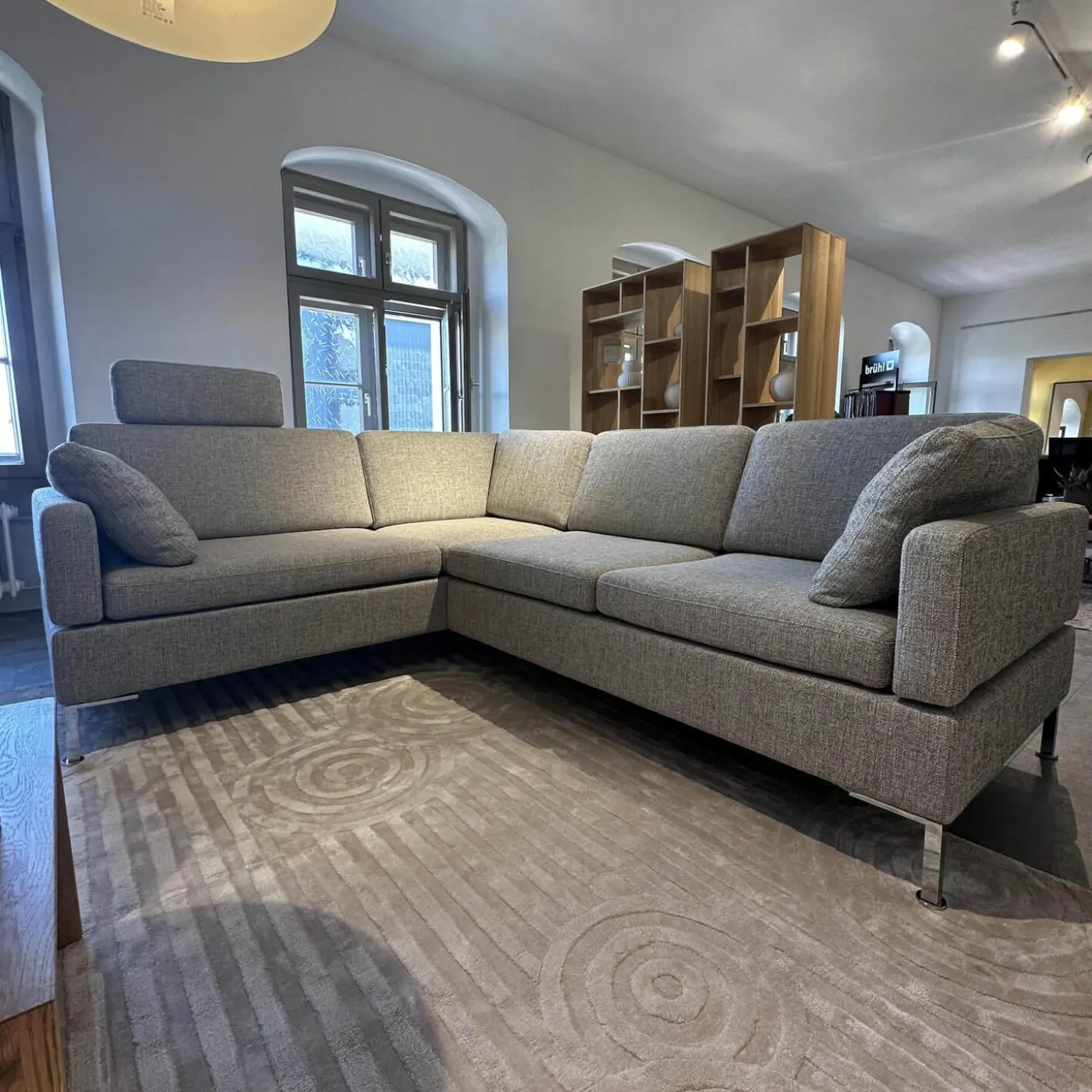 Ecksofa Alba Bezug Stoff 2480 45 Grau Abziehbar Winkelfuß Verchromt Glänzend Mit Klappbarem Armteil