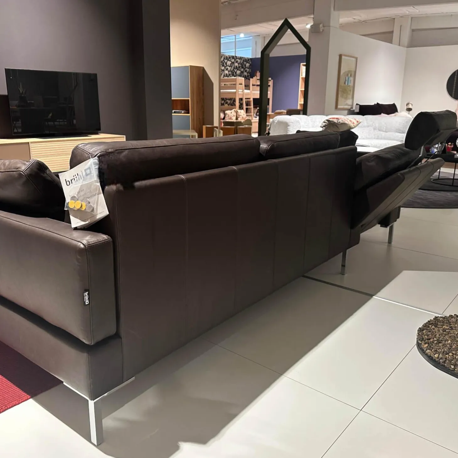 Ecksofa Alba System M Leder 5669 0020 Lama Braun Winkelfuß Verchromt Glänzend Mit Kopfstützenbügel