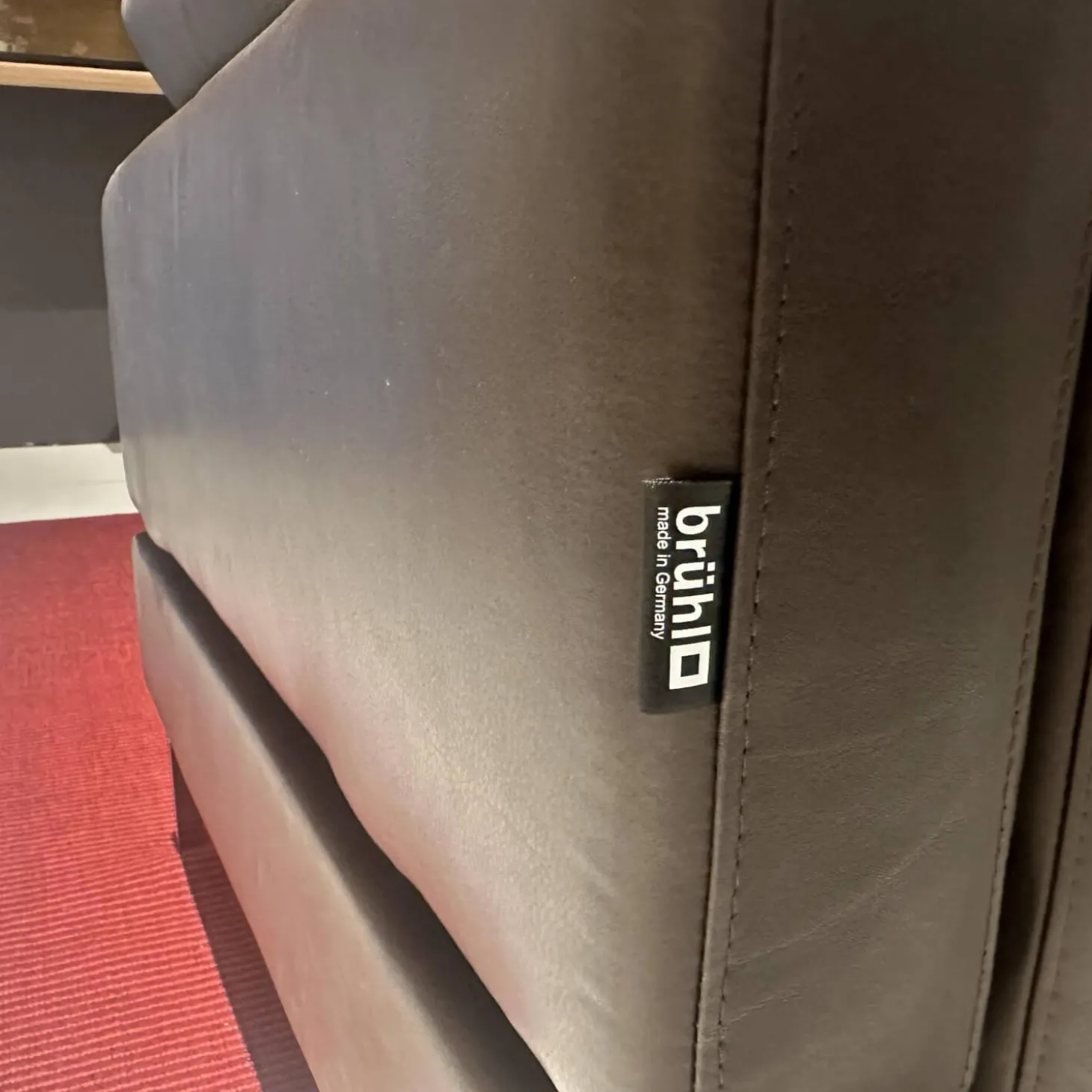 Ecksofa Alba System M Leder 5669 0020 Lama Braun Winkelfuß Verchromt Glänzend Mit Kopfstützenbügel