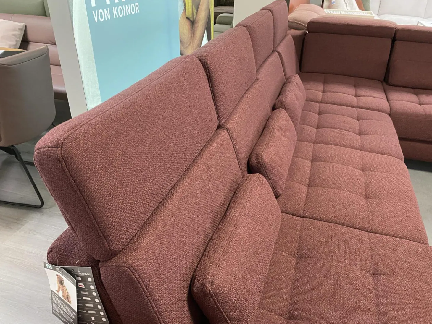 Ecksofa Alicante Stoff Portofino Bordeaux Rot Füße Metall Chrom Mit Schlaffunktion Und Nierenkissen