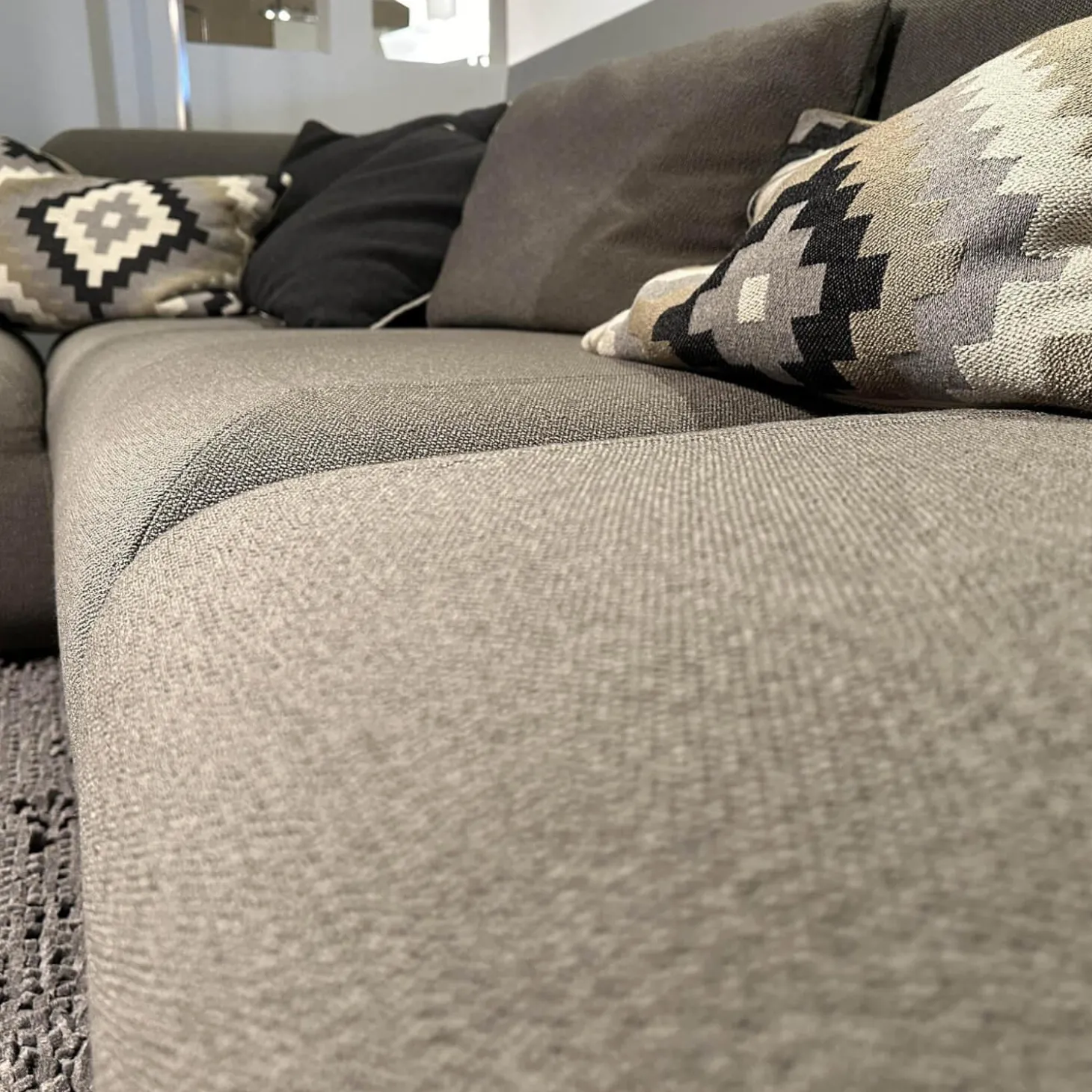 Ecksofa All Together 73620 Stoff 3677 95 Grau Inklusive Kissen Und Hocker