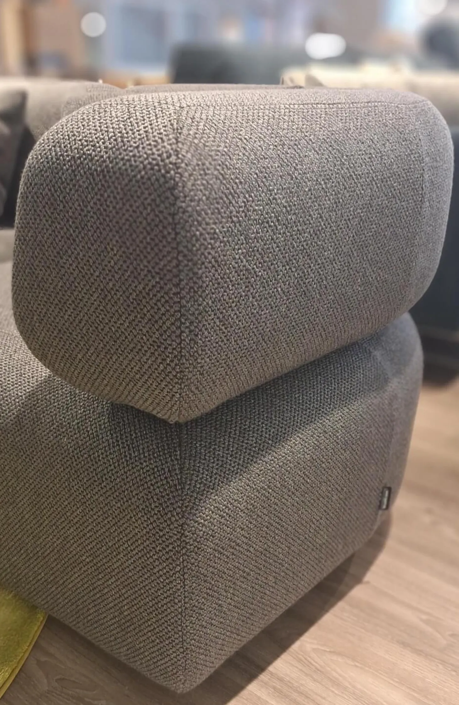 Ecksofa All Together Stoff 44 0093 Grau mit 4 Kissen