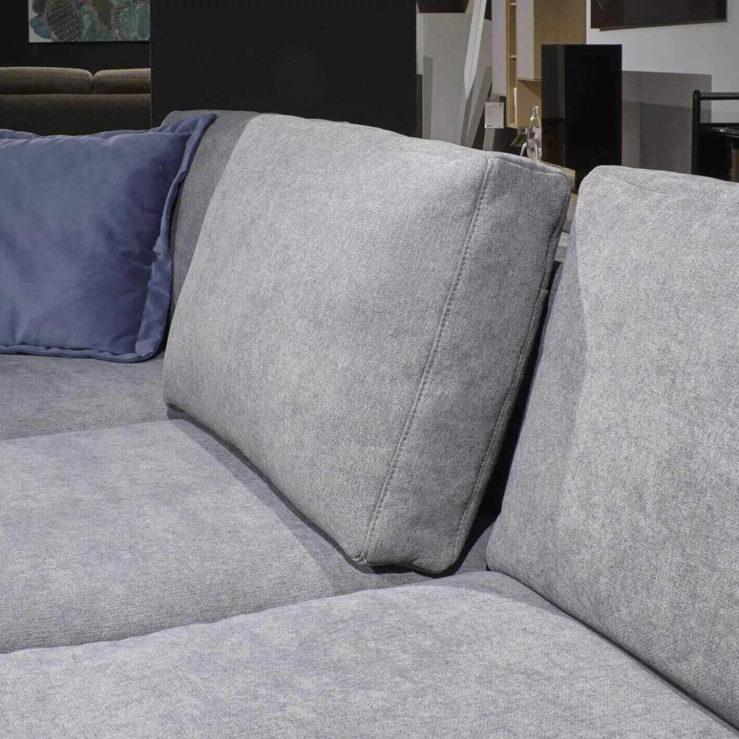 Ecksofa Amalfi Stoff XLM 8 Hellgrau mit 5 Kissen