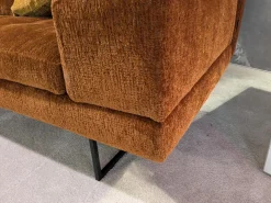 Ecksofa Amber Stoff 44 0050 Orange Füße Verchromt mit 5 Kissen