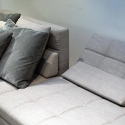 Ecksofa Amber Stoff Kvadrat Canvas 2 124 Hellgrau Kufe Chrom Glänzend Inklusive 6 Kissen Mit Verstellbarem Rücken