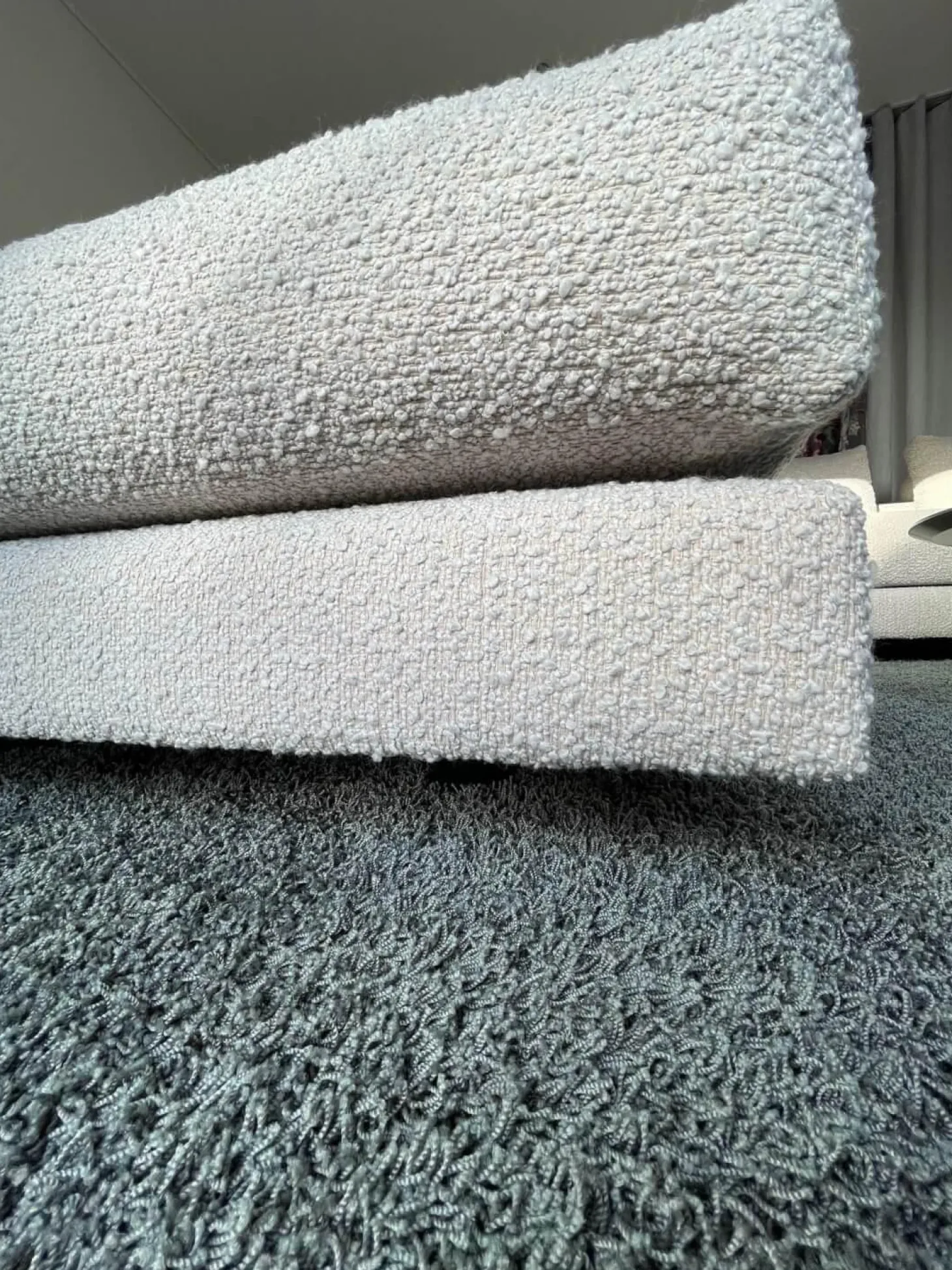 Ecksofa Boxspring Stoff 30 Universe 019 Greige Grau mit 4 Rückenkissen