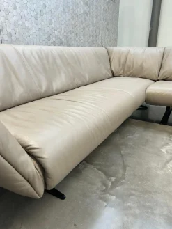 Ecksofa Bundle 630 Leder Rodeo Soft 1417 Pebble Grau Beige Gestell Schwarz Matt Pulverbeschichtet