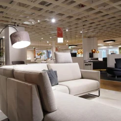 Ecksofa Cara Bezug Stoff 14.162 Steingrau Fuß Kufe Stahl Schwarz Ablage Eiche Furniert Mit Verstellbarem Rücken