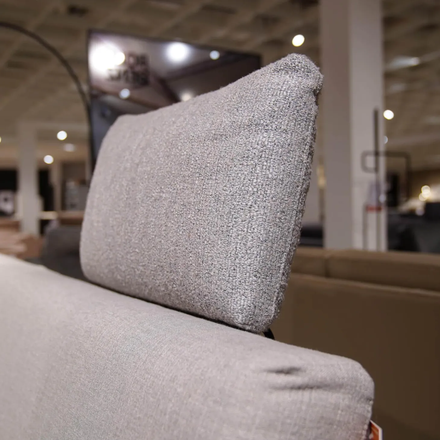 Ecksofa Cara Bezug Stoff 14.162 Steingrau Fuß Kufe Stahl Schwarz Ablage Eiche Furniert Mit Verstellbarem Rücken