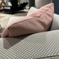 Ecksofa Cara Stoff 22.309 Achalgrau Gestell Kufe In Stahl Schwarz Mit Niedrigem Rückenkissen