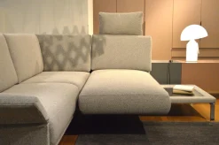 Ecksofa Cara Stoff Weißgrau 26.202 mit Holz-Ablage Schwenkbar