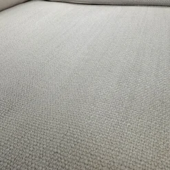 Ecksofa Conseta Bodenfrei Stoff 7149 Weiß Schmalfüße F04 Feinstruktur Stahl Mit Filtgleiter