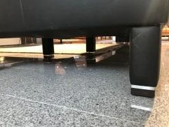 Ecksofa Cosmo 100 Leder 18 8368 Schwarz Füße Smoked GP16 Mit Metalleinlage