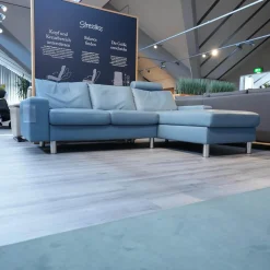 Ecksofa E 200 Leder Paloma Sparrow Blue Blau Füße Metall Mit Kopfstütze