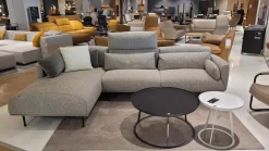 Ecksofa Eden JR 1800 Stoff Thuile C0003 Grau Füße Metall Bronze Matt Mit Verstellbaren Armlehnen