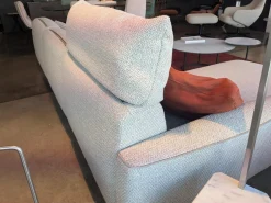 Ecksofa Eden Stoff Thuile C0002 Grau Creme Fuße Metall Bronze Schwarz Pulverbeschichtet Inklusive Hocker Und 3 Kissen