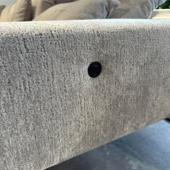 Ecksofa Embrace Bezug Stoff 4401 92 Grau Abziehbar Metallfuß Schwarz Inklusive 4 Kissen